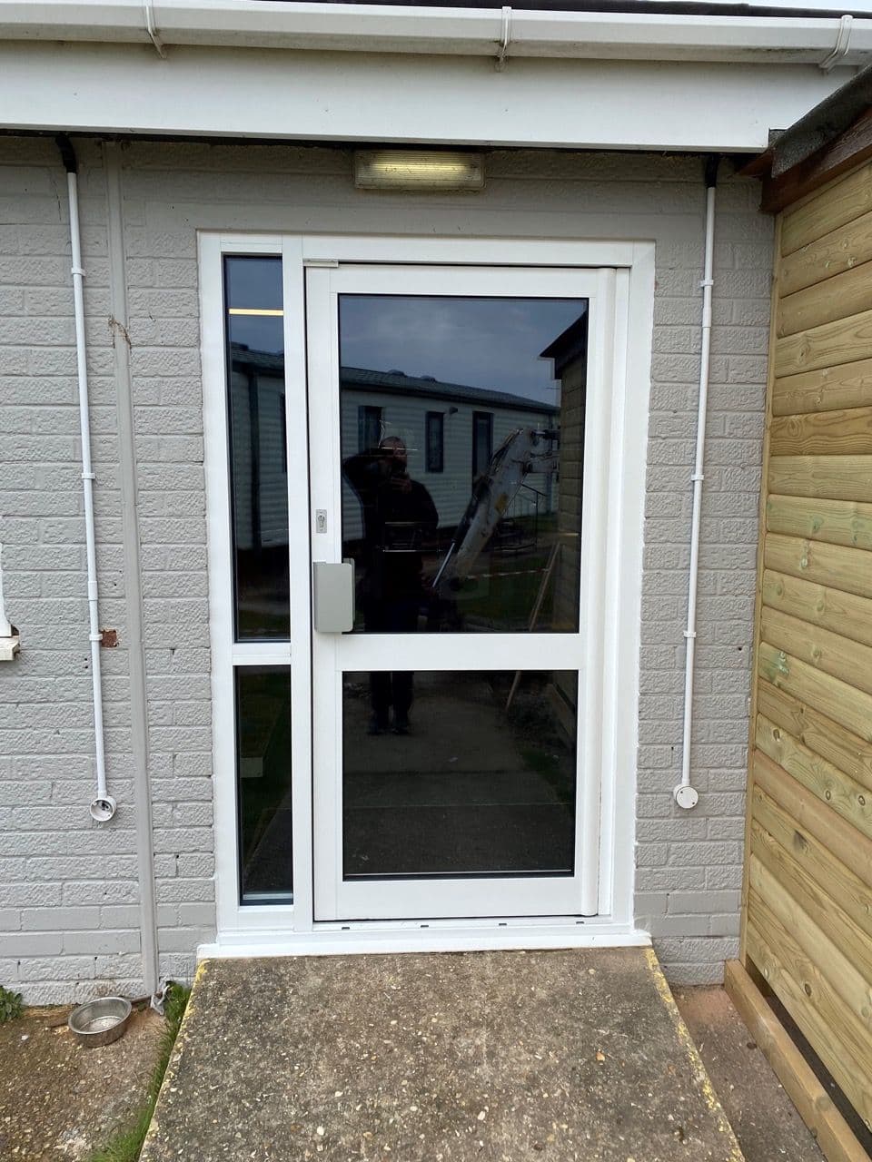 Door fitted by Piper Windows, photograph 3
