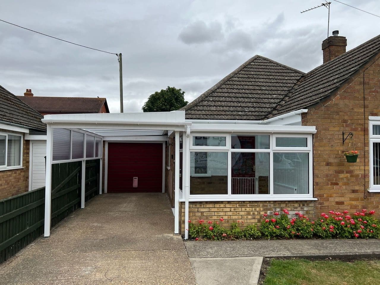 Conservatory built by Piper Windows, photograph 15