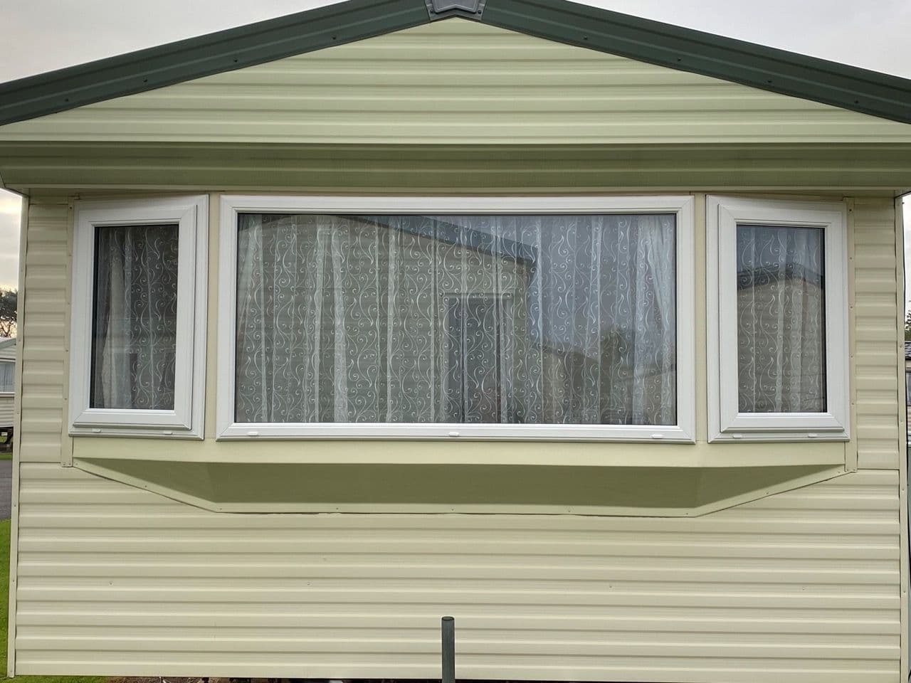 Replacement window fitted by Piper Windows, photograph 4